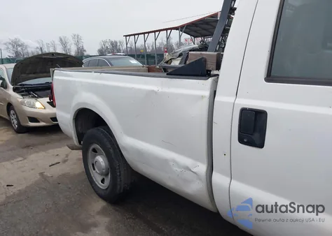 2010 Ford F-250 Xl/Xlt из США, поврежденный, VIN 1FTNF2A54AEA22811